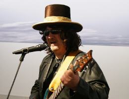 Fortunato  als Zucchero grandios